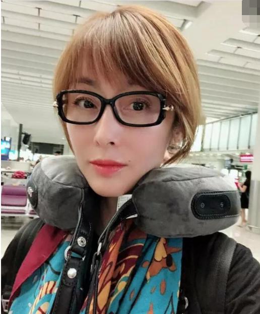 周星馳年過半百為何不娶張敏，多年後張敏鬆口說「真相」！