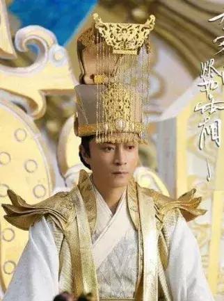 釋小龍「父親」？32年容顏不老！令各位女明星羨慕嫉妒恨