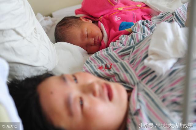 外甥滿月酒我裝病沒去，婆婆帶回一袋喜蛋，打開我哭紅雙眼