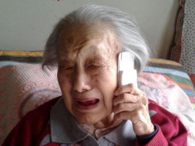 母親生病我寄1萬，接到母親的電話後，我決定和妻子提出離婚