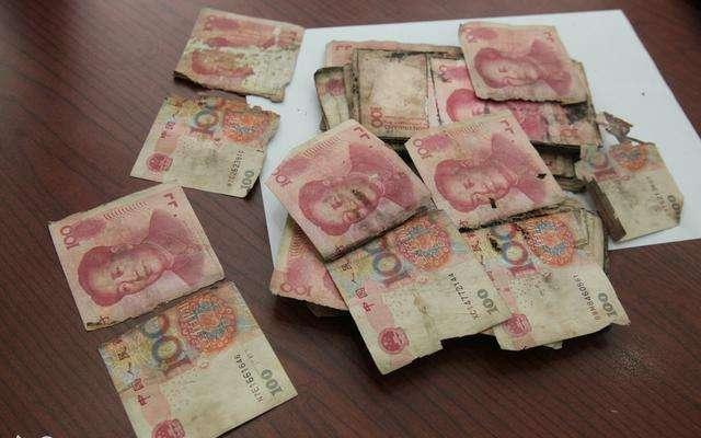 婆家拆遷款賠了五十萬，小叔子要三十萬，聽完我的話他灰溜溜走了