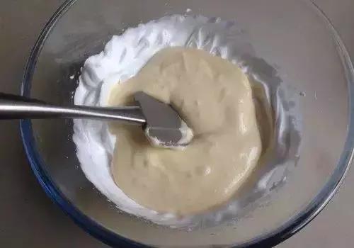 蒸出美食蛋糕，在家就可以自制美食蛋糕！