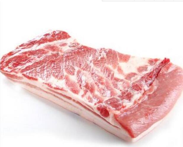 脆皮燒肉，口感富有層次感，一塊肉可以嘗到三種口感，被稱為一絕