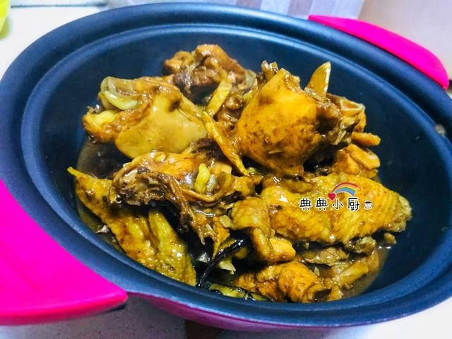 雞湯好喝，但是這做法雞肉不會柴，絕對是飯桌上最搶手的紅燒菜！