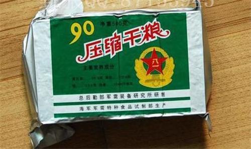 壓縮餅乾到底壓了多少東西？吃到胃裡會迅速膨脹嗎？