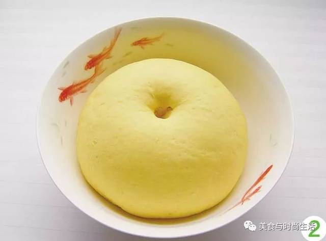 椰蓉南瓜饅頭，南瓜的清甜加上椰蓉的淡淡清香，這樣做出來的饅頭全家都愛吃