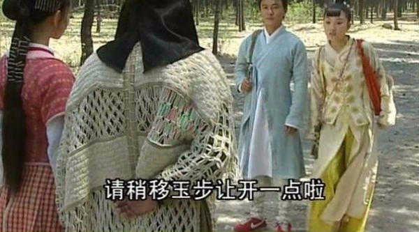 5個讓老司機看了都「嘿嘿怪笑」的超隱密「穿幫鏡頭」，#4 原來「唐伯虎點秋香」里竟然有這支！