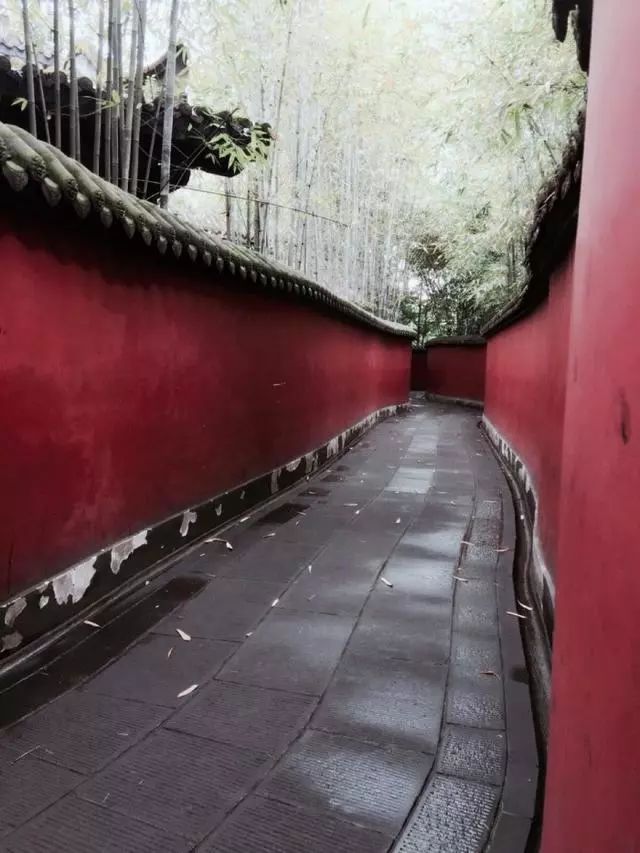 Famaosinmalaysia - 哪條走廊通往財富？測你近期財運如何