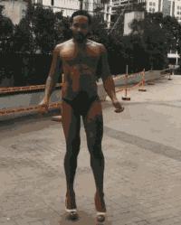 男人可以沒有錢，但是一定要騷