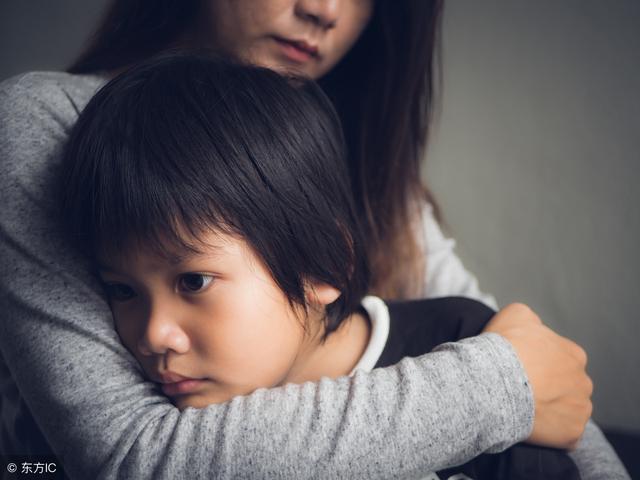母親坐月子時失蹤，女兒找了19年，婚禮上奶奶卻說她一直住附近