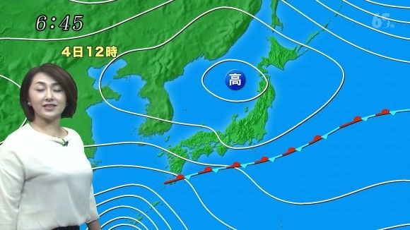 天氣預報主播太H！一個側身… 看到啦「熟女の形狀」聳立 網:絕對是故意(25P