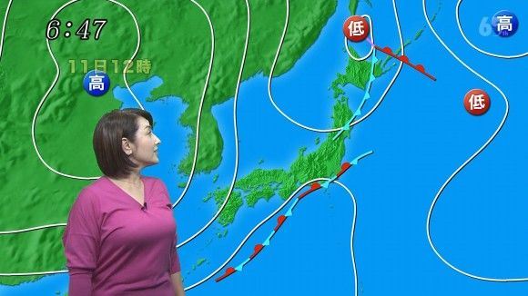 天氣預報主播太H！一個側身… 看到啦「熟女の形狀」聳立 網:絕對是故意(25P