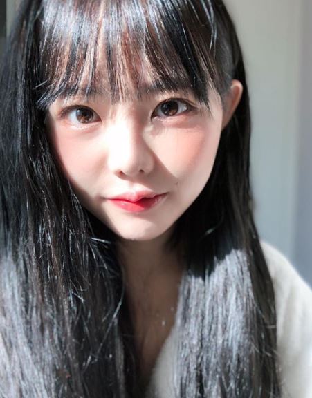 21歲網美「帶球」嫁給高中生男友被酸爆，兩人近況讓大家傻眼：這真的不科學！