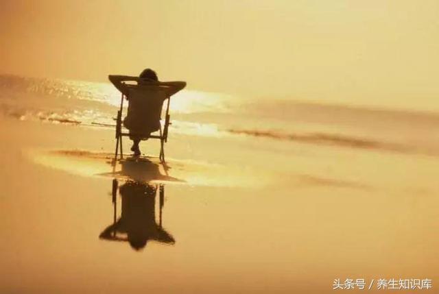 45歲步入「生命高危期」，做好「三勤」「四不扛」，助你健康度過