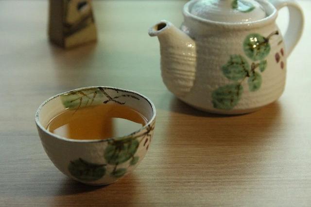 喝茶時第一泡要倒掉嗎？除了這6種人，其他人可以喝！