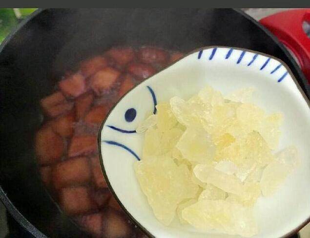 女人常喝這湯，到40歲還是少女臉，排濕氣養氣色，連面膜都省了