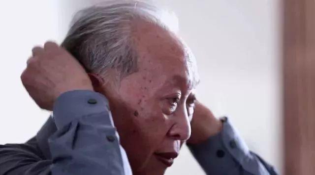 厲害了！梳頭竟然也能養生？國醫大師都在用！