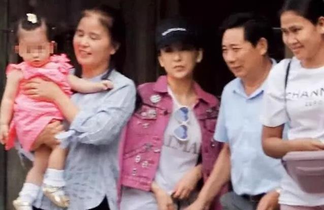 「天王嫂」方媛竟然與婆婆關係不和？郭富城岳父岳母幫忙帶孩子月薪5萬!
