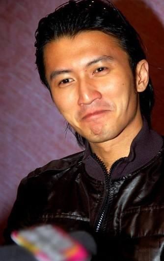 終於後悔了！謝賢將財產秘密轉移給謝霆鋒，張柏芝將何去何從!