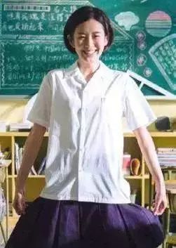 陳赫老婆曬游瑞士美照，長得像洋娃娃的張子萱真的已經34歲了？