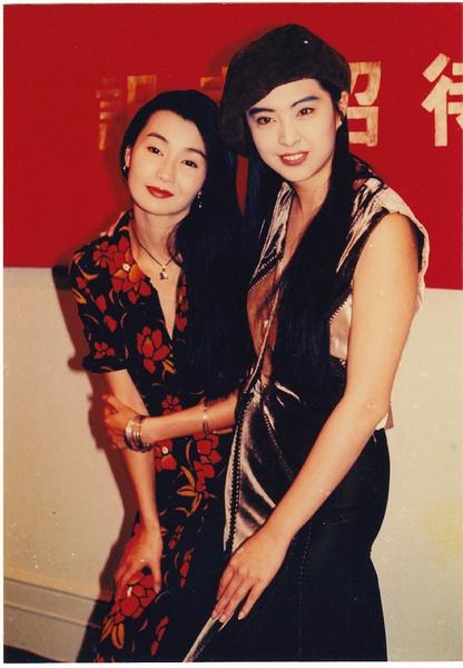 楊冪孫儷14年前合照回憶滿滿，女神們的青蔥歲月讓人留戀