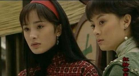 楊冪孫儷14年前合照回憶滿滿，女神們的青蔥歲月讓人留戀