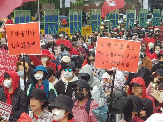 【具荷拉 「X」 影片流出！】前韓國女團KARA- 具荷拉被前男友拍「38秒 「X」 影片」威脅，電梯跪下求饒！粉絲：「