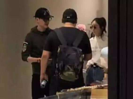 【花千骨當娘親了！？】趙麗穎和馮紹峰被曝已在上海『領結婚證』，隨後『香港度蜜月』買嬰孩用品！