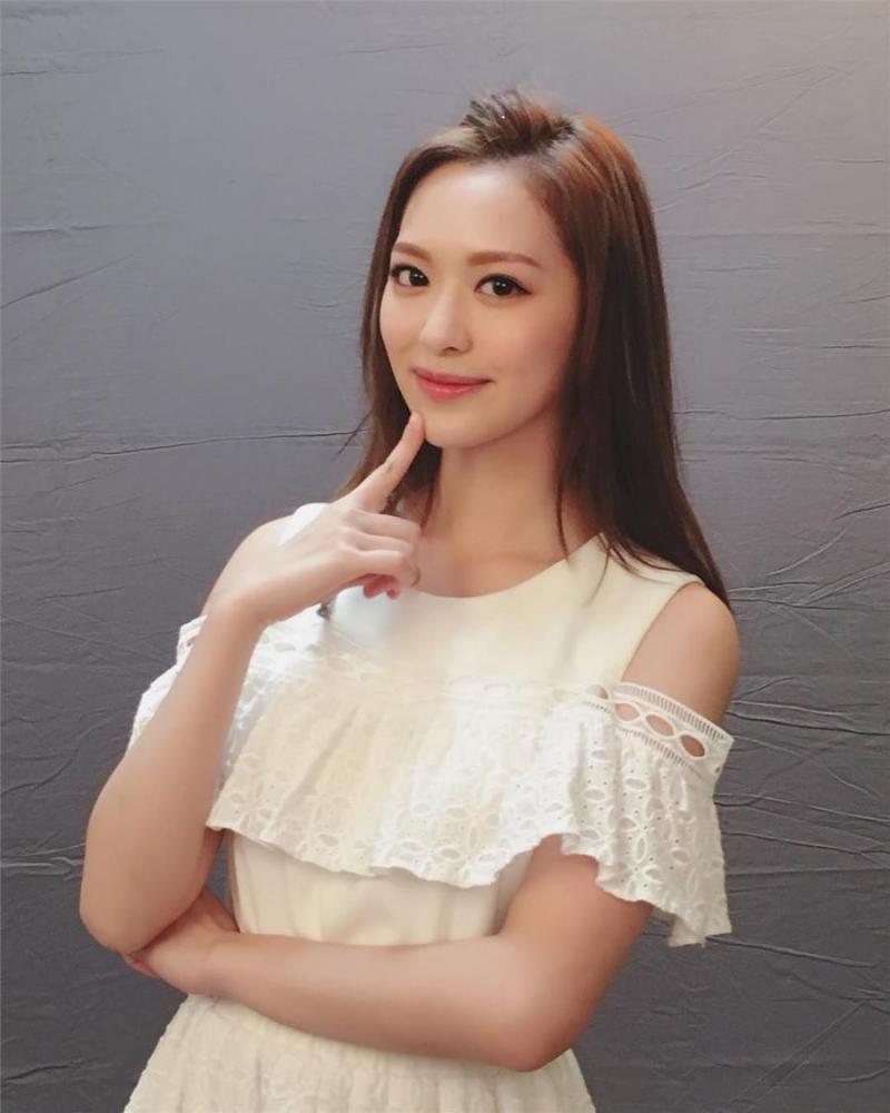 【港姐援交片外流！?】即是校花也是港姐的的女星被爆是援交妹，「50分鐘性愛影片」被瘋傳！網友：「我的完美女神啊…」