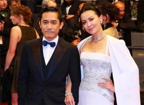 52歲劉嘉玲現場失控痛哭：「我想要個孩子」，梁朝偉：我更想