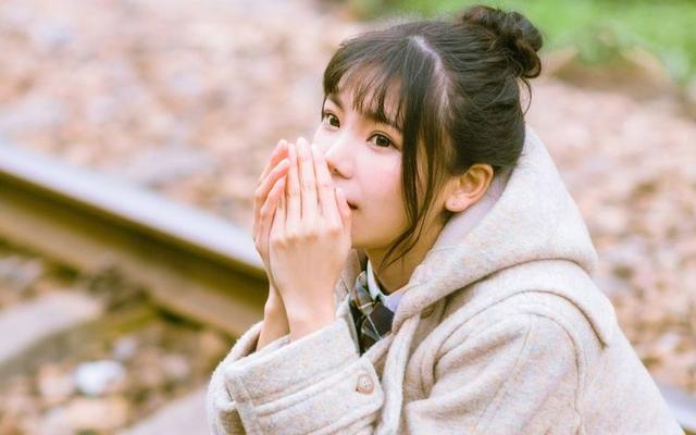 生了兒子公公送我一套房，妯娌送來兩千紅包，我把房鑰匙扔垃圾桶