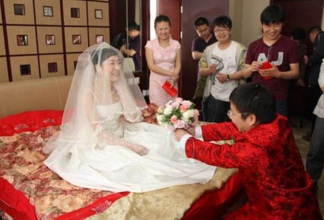 這房子也有我的名字，我父母住一下怎麼了？不讓住，那離婚吧