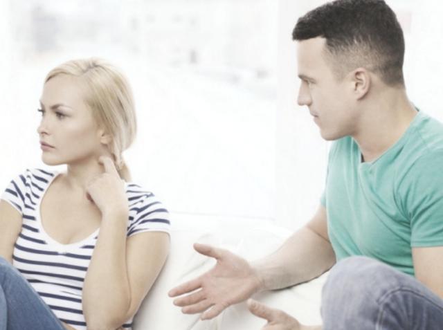 我辛苦給我媽攢的買房錢，你拿去給你弟做彩禮？我還是離婚吧