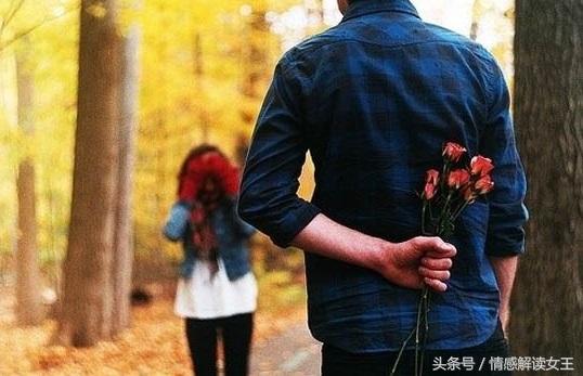 雙方家長見面，妹妹不小心說出我的秘密，准婆婆立馬「坐地減禮」