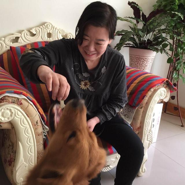 母親嫁給有錢的醜男人，直到我考上大學，母親堅決離婚我才知真相