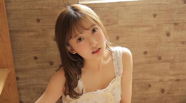 阿姨，還沒結婚呢我買件衣服你就不允許，這要是結了婚還了得？