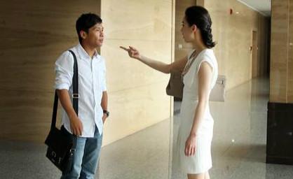 晚上過生日，媽媽給了我錢，聽了兒子說的話，當晚我就選擇離婚