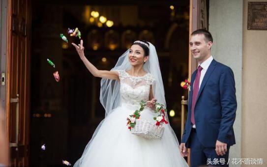 小舅子結婚，岳母讓他送輛車，他提出一個要求，岳母不說話了
