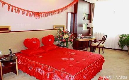 婆家一分錢彩禮不願給，婚禮上我媽一番話，婆家在十里八村出了名