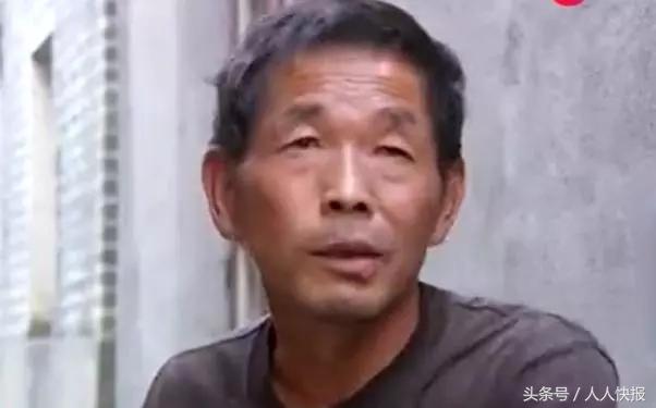 出差五個月，剛到家媽就讓我跟老婆離婚，得知原因我給老婆二十萬
