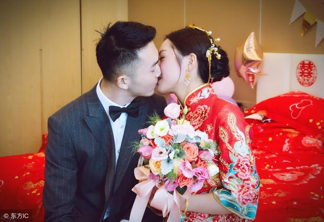 嫁給百萬富翁，娘家和我借十五萬買房，一年後我媽讓我別再回娘家