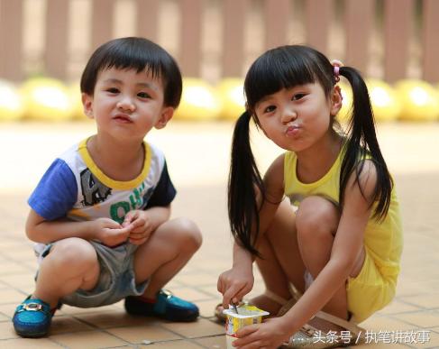 女孩找尋失散弟弟路上撿回一女嬰，多年後女嬰竟讓她姐弟意外重逢