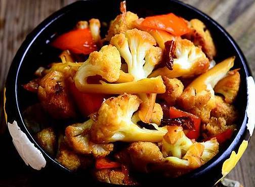 香噴噴的素菜，你想不到有多好吃，出乎意料的香~