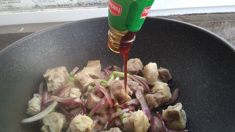 天冷了，燉一鍋熱乎乎的番茄燉牛腩！