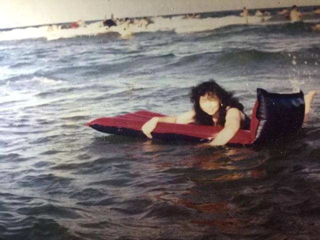 五千隻流浪狗被善良老人救助，花巨款建造愛之家，20年風雨不棄