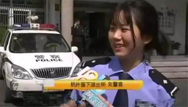 阿拉斯加被送往派出所，吃完10斤狗糧後，想當警犬還債卻被婉拒