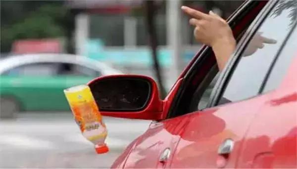 高速開車，最招恨的十大動作，看你中了幾條！