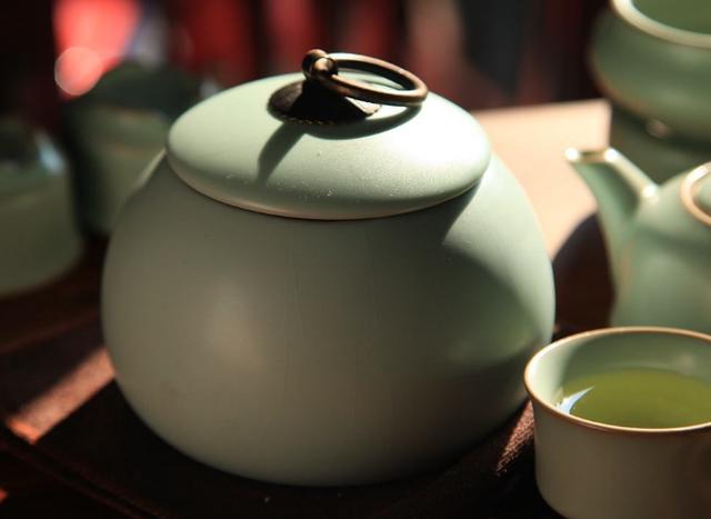心理學：四個茶壺你最不喜歡的是哪個？測你過不去的磨難是什麼 