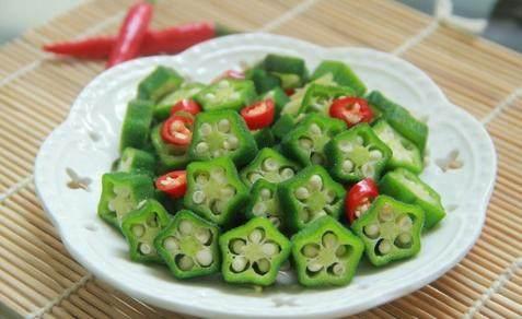 秋葵號稱「植物黃金」，營養師：說吃秋葵能抗癌，其實是騙人的