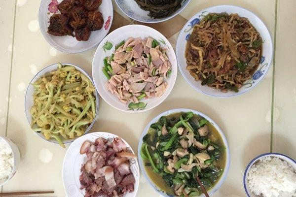 這種飲食方式危害太大了，小心造成動脈硬化！你還敢這樣吃飯嗎？
